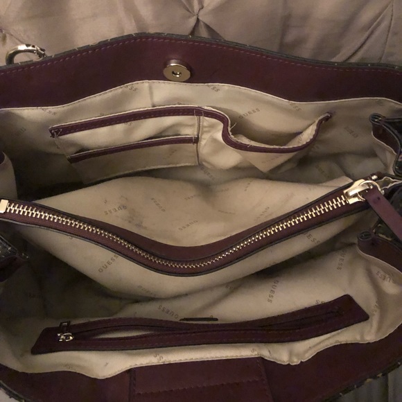 Guess Baguette - Picture 3 of 4